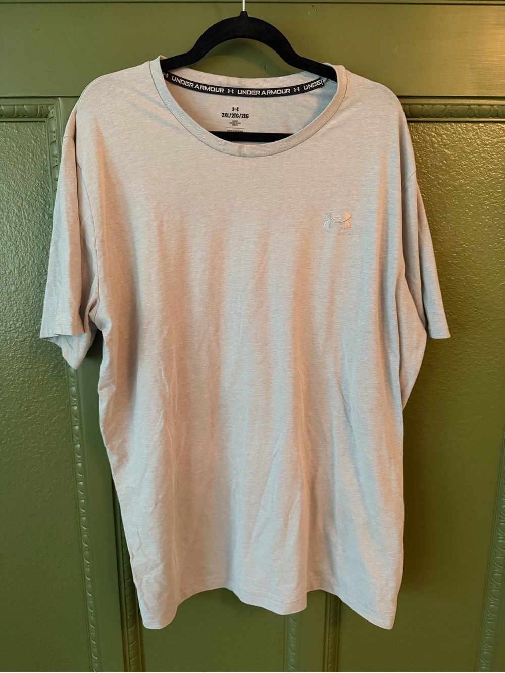 Under Armour Men's Pale Gray Short Sleeve Performance Tee